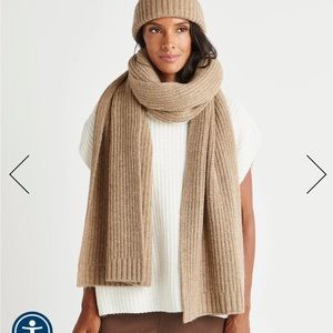 BNWT Splendid + Cella Jane cashmere blend scarf